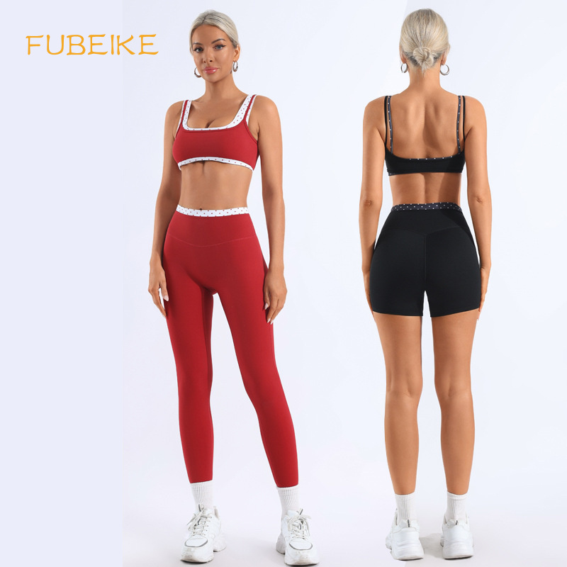 Yoga Blocks - Completo Sportivo Due Pezzi a Pois